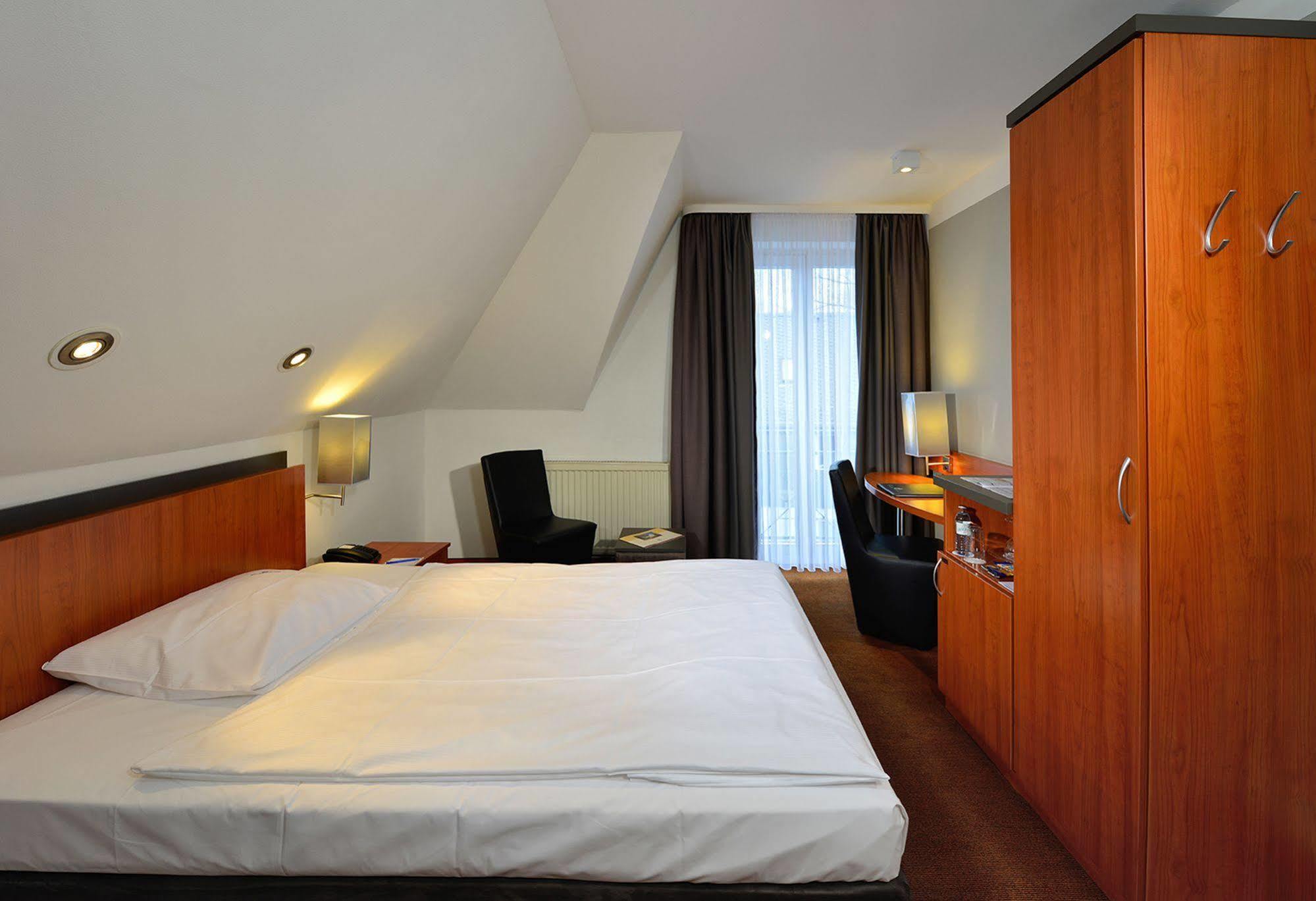 Hotel Caroline Mathilde Celle Exterior photo